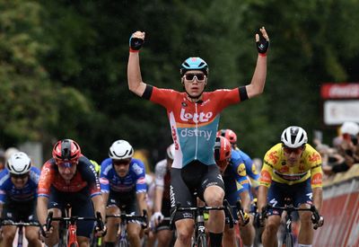 Arnaud De Lie takes sprint victory on stage 2 Tour de Wallonie