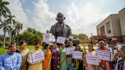 BJP MPs protest over atrocities against women in Rajasthan