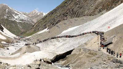 Amarnath yatra: 22nd batch of over 3,800 pilgrims leaves Jammu for cave shrine