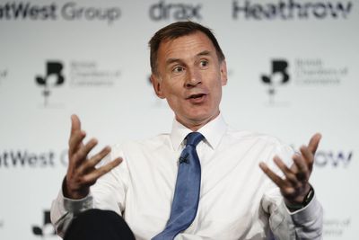 Jeremy Hunt shares cancer fight and calls for investment to tackle disease that killed his parents