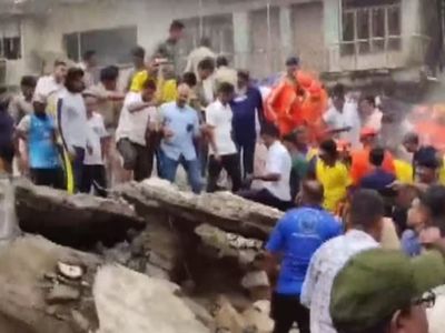 Gujarat: Many feared trapped after building collapses in Junagadh