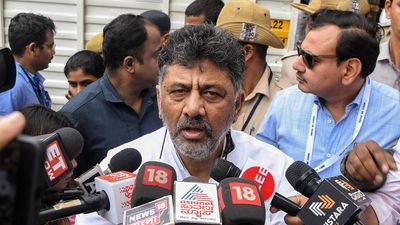 Conspiracy being hatched to topple Congress government, says D.K. Shivakumar