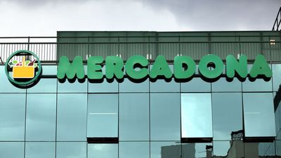 ‌Mercadona, Ahora Sí, Tiene La Laca De Uñas Tendencia Del Verano 2023‌