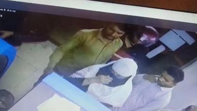Woman loses money in debit card exchange scam in Thane, cops release CCTV footage to nab accused