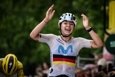 Tour de France Femmes avec Zwift stage two AS IT HAPPENED: Lianne Lippert wins in Mauriac