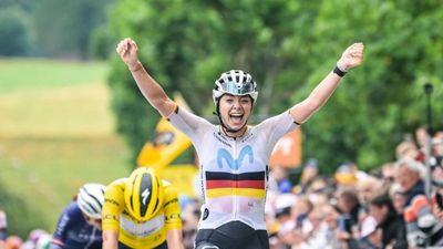 Lippert claims Stage 2 of women's Tour de France