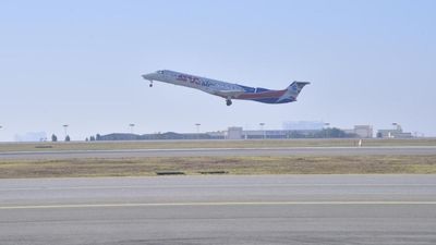 Bengaluru-Mumbai flight delayed for several hours