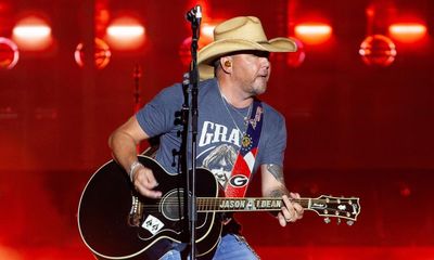 Jason Aldean’s violence anthem sees 999% rise in streams amid controversy