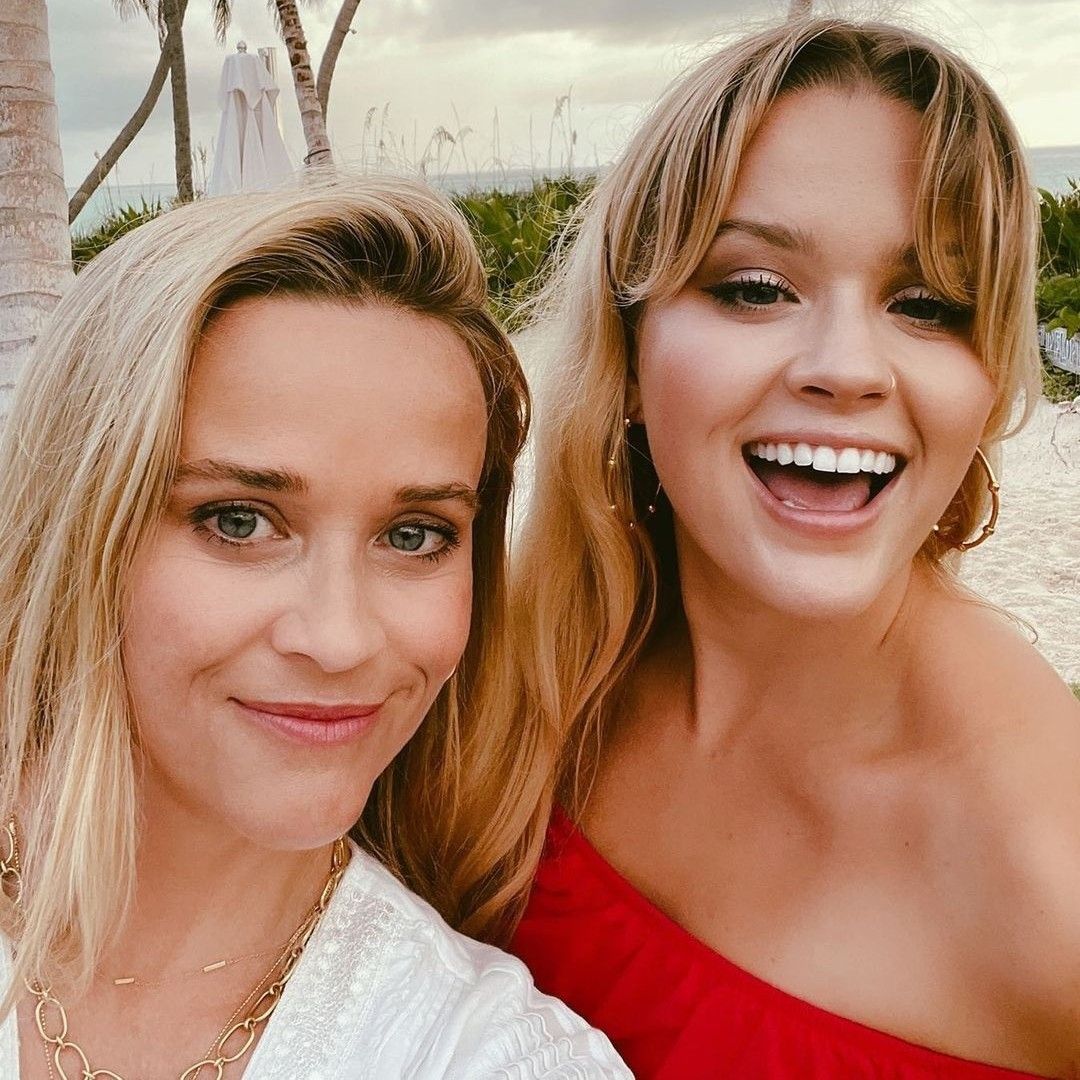 Reese Witherspoon Looks Nearly Identical to Daughter Ava Phillippe for a  “Perfect Summer Night”