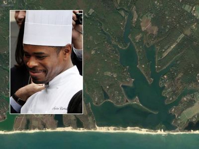 Obama chef death – latest: Obamas pay tribute to ‘part of our family’ Tafari Campbell after paddleboard death