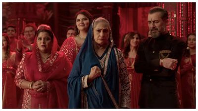 Dhindhora Baje Re: Not Ranveer Singh and Alia Bhatt, Twitterati say Jaya Bachchan 'stole the show' in 'Rocky Aur Rani Kii Prem Kahaani' dance number