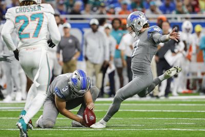 Commanders sign kicker Michael Badgley