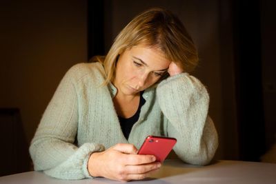 Yes, I leave texts unanswered – but don’t you dare do the same to me