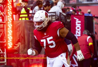 Saints stack OL depth, sign former Cardinals guard Max Garcia