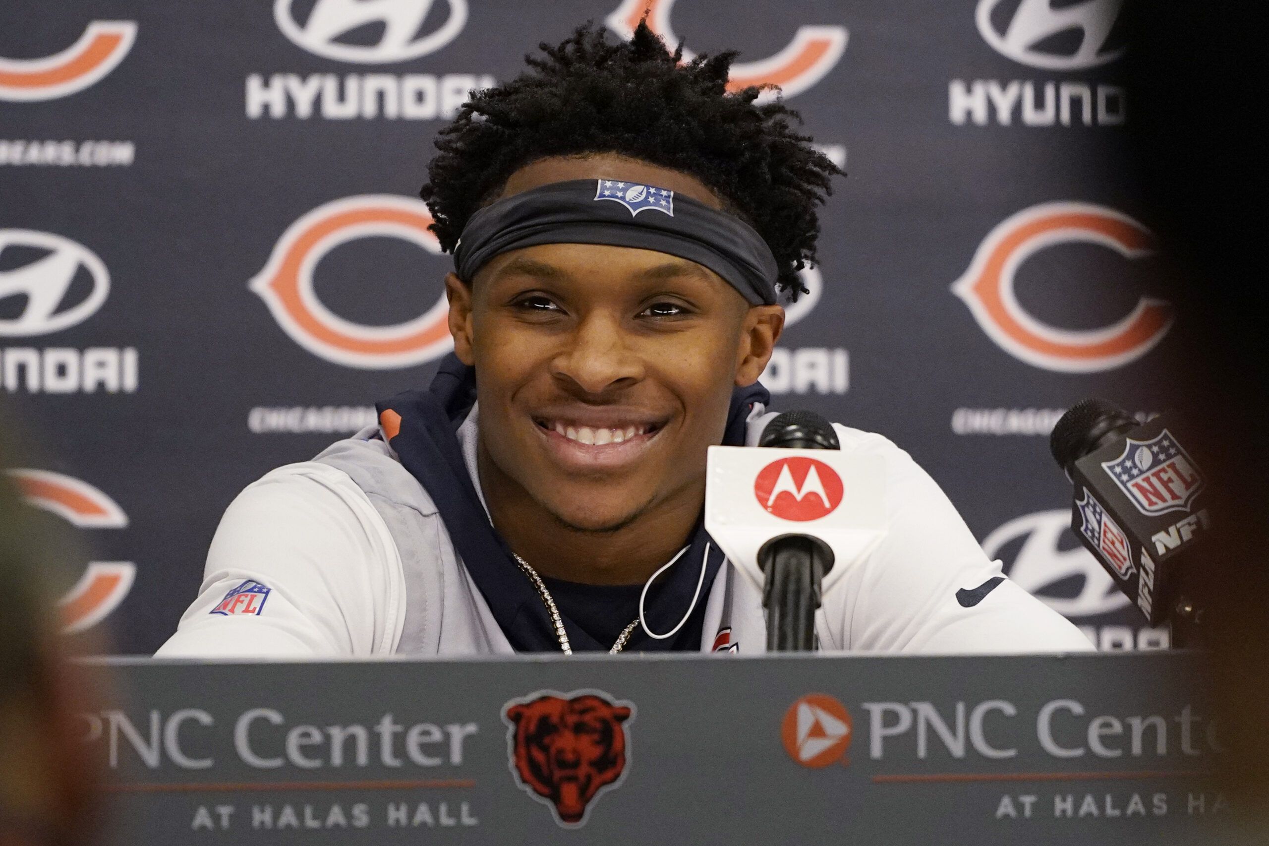 Bears WRs Darnell Mooney, Chase Claypool cleared to…