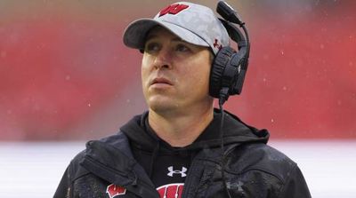 Former Wisconsin Head Coach Jim Leonhard Joins Illinois As Assistant