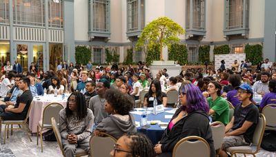 Young people of Chicago weigh in on next year’s city budget at Harold Washington Library