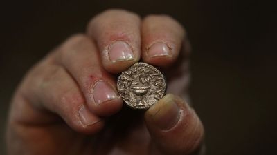 2,000-Year-Old Silver Coin With ‘Holy Jerusalem’ Inscription Found In Judean Desert