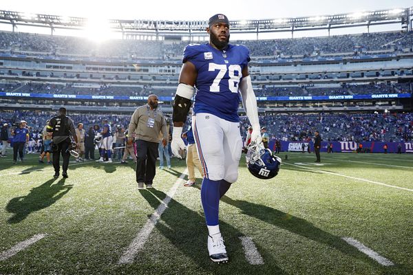 Giants' Andrew Thomas glad to have security, but still has more to prove -  Big Blue View