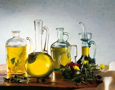 Regular Olive Oil Use Linked To Lower Risk Of Fatal Dementia, Study Finds