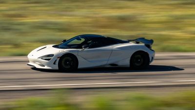 See McLaren 750S Debut For America By Going 204 MPH On Public Road