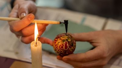 Wax-Stained Tisha B’Av Texts Illuminate Historical Mourning Rituals