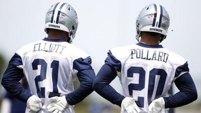 Ezekiel Elliott Had Meaningful Message for Cowboys Running Backs as He Searches for New Team