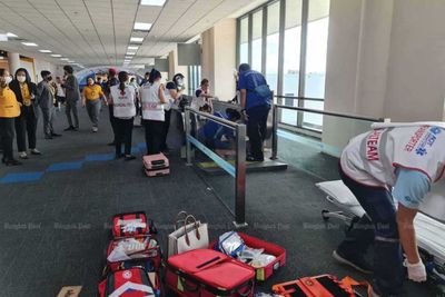 ‘Collapsed plate’ caused Don Mueang walkway accident
