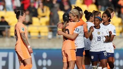 Lindsey Horan and Daniëlle van de Donk shared a classy moment after heated World Cup match