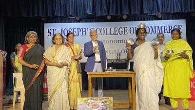 Women domestic workers of Bengaluru demand fair wages and social security