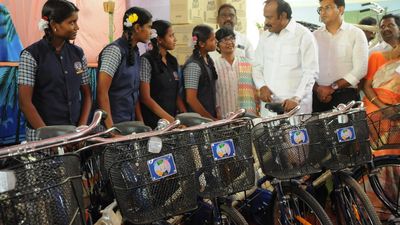 T.N. government does not aim to increase sales at Tasmac shops: Minister Muthusamy