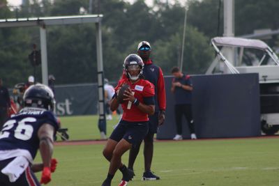 Houston Texans training camp day 1 observations: QBs have rough outing