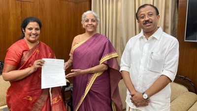 Purandeswari takes YSRCP govt.’s ‘financial irregularities’ to Union Finance Minister Nirmala Sitharaman’s notice