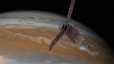 NASA's Juno probe finds giant swirling waves in Jupiter's magnetosphere