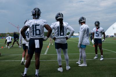 Photos from Titans’ first practice of training camp