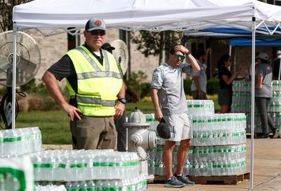 A Tennessee city again drink its tap water again, a week after a fuel spill tainted its supply