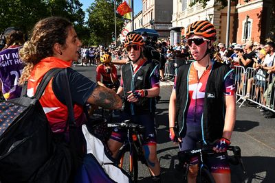 Nine riders given Tour de France Femmes time limit reprieve after stage 5