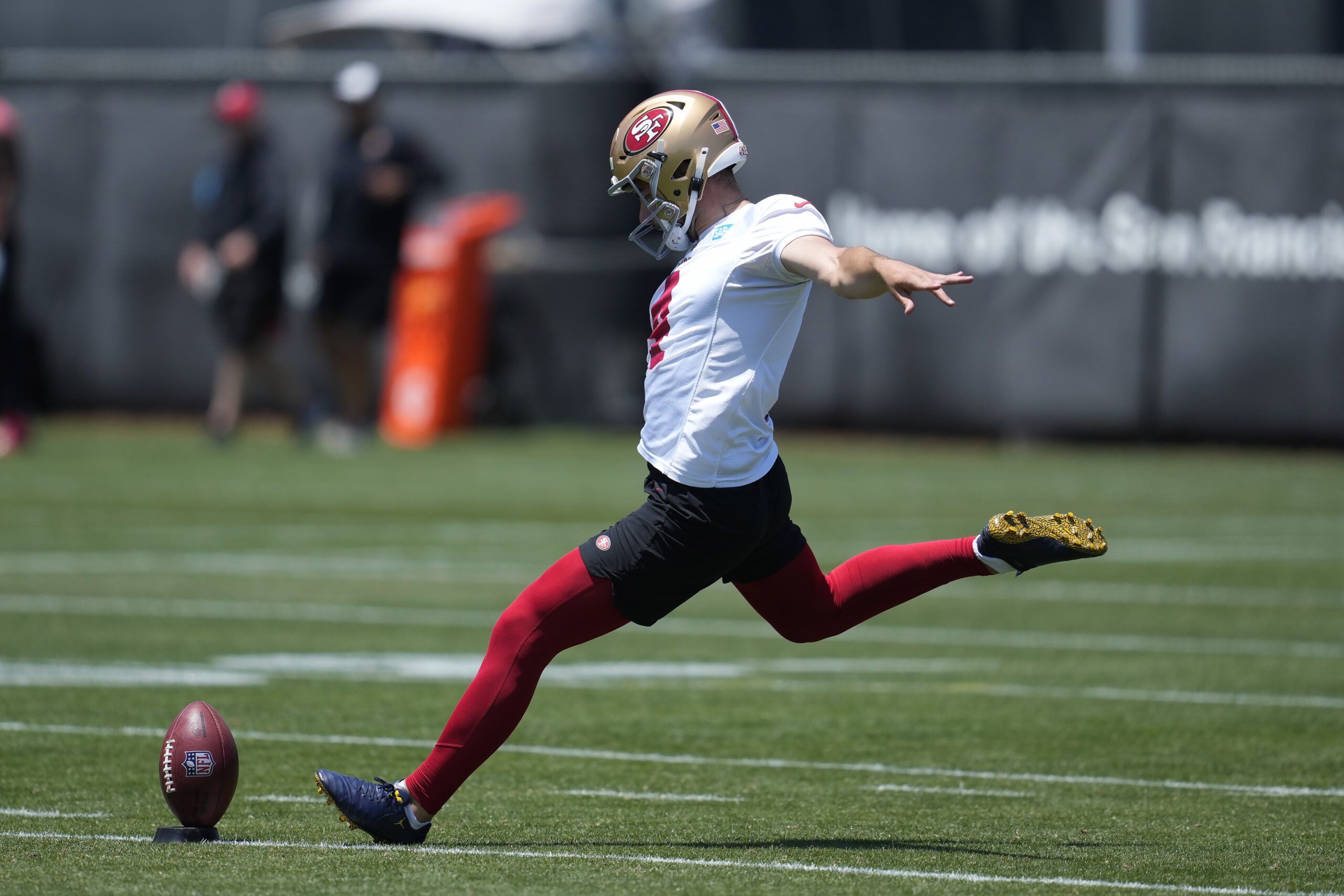 49ers 3rd-round pick K Jake Moody perfect in training…