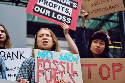Greta Thunberg warns Tories against approving Scottish oil field development