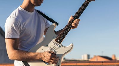 How to create melodies that connect relative major and minor chords