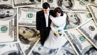 Net Worth: How Much Wealthier Are Married Couples?