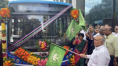 Prototype of new electric bus flagged off, 921 new electric buses to join BMTC fleet by end of financial year
