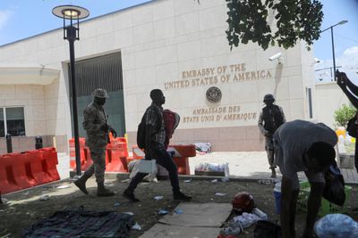 US orders non-emergency personnel to leave violence-hit Haiti