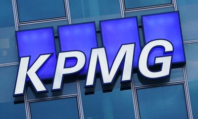 Federal government under fire for hiring KPMG on health and climate while firm advises fossil fuels