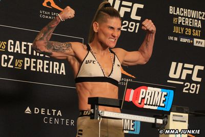 UFC 291 official weigh-in video highlights and photo gallery