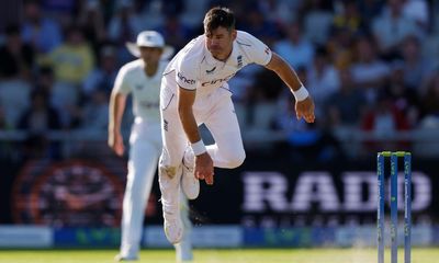 Jimmy Anderson still straining and waiting for things to click into place