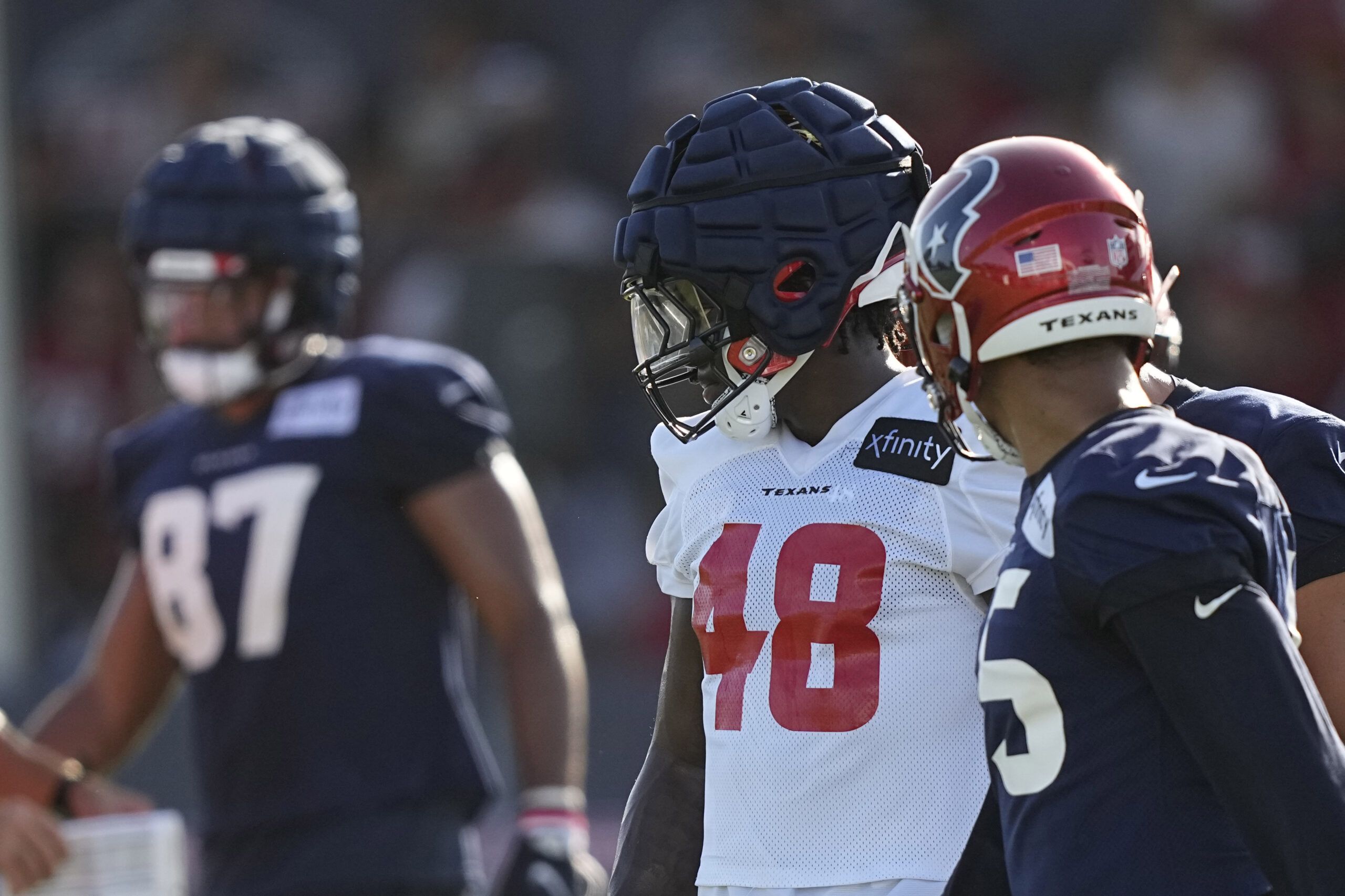 Texans Coach DeMeco Ryans Worked With LB Christian…