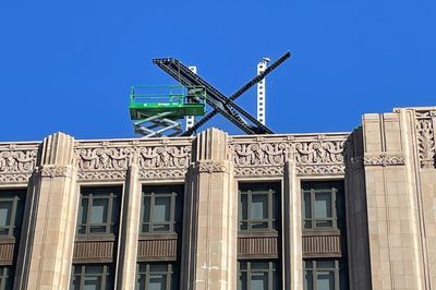 'X' logo installed atop Twitter building, spurring San Francisco to investigate