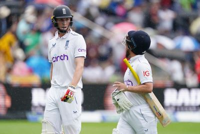 Day three of fifth Ashes Test: England looking to build commanding lead
