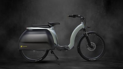 Meet the Civilized Cycles Model 1 e-bike, traditionally styled but laden with tech